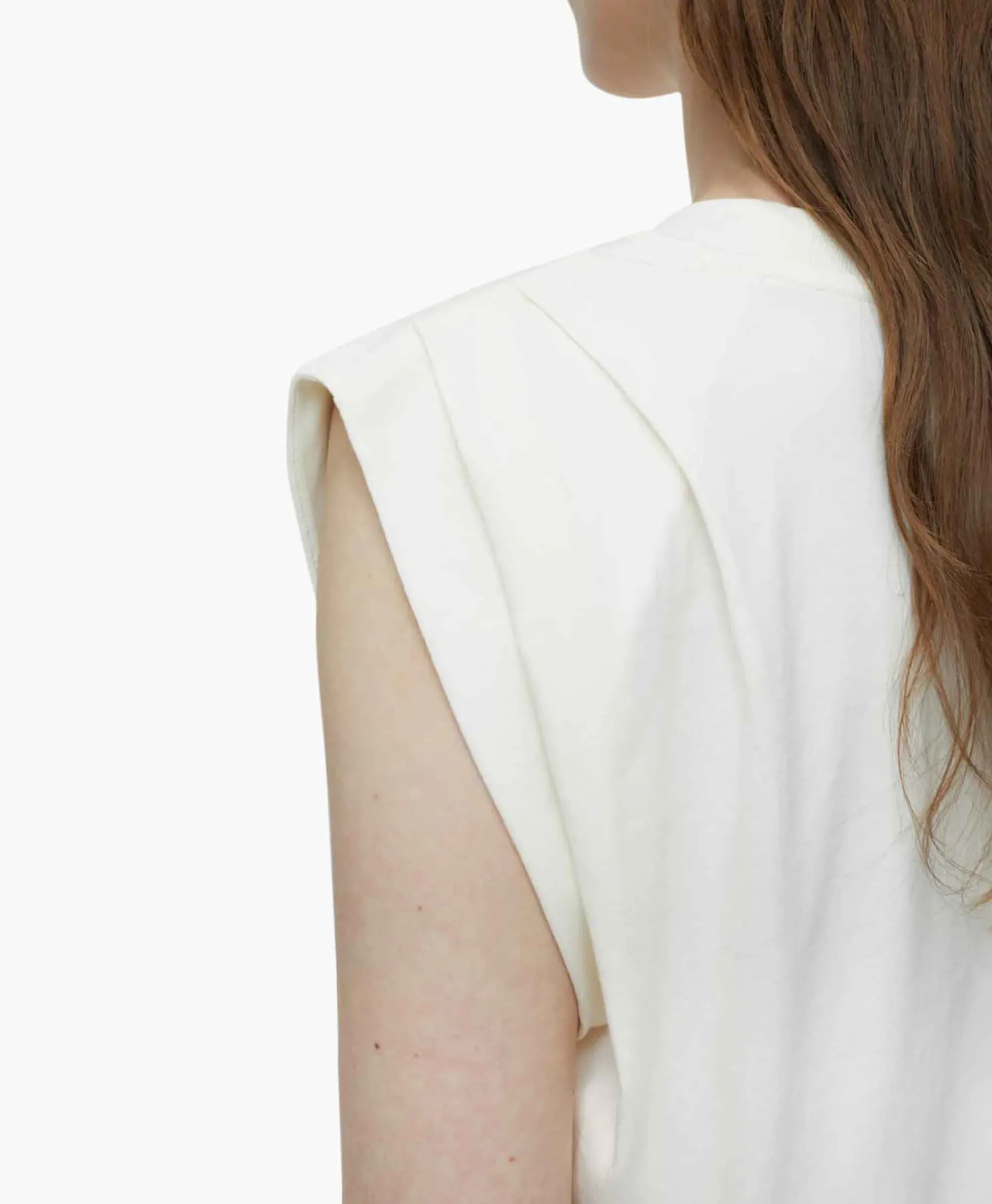 T-Shirts & Tops^Closed Top Pleated Sleeveless Off White